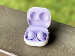 Samsung Galaxy Buds 2 in their case